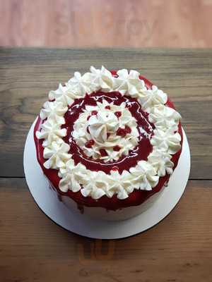 Sweetie Pies Treatery