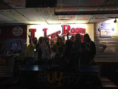 The Locker Room Saloon, Utica