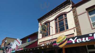 AJ's Ore Car Saloon, Custer