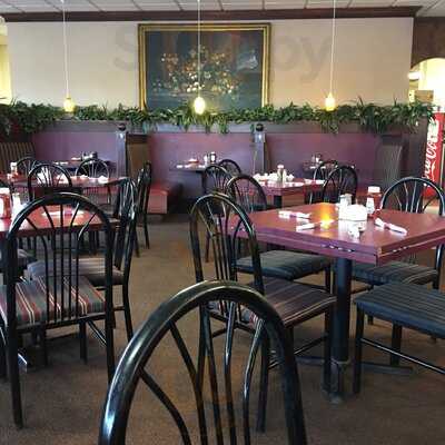 Leon's Family Dining, Wixom