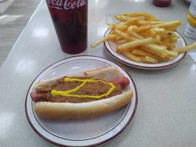 Leo’s Coney Island