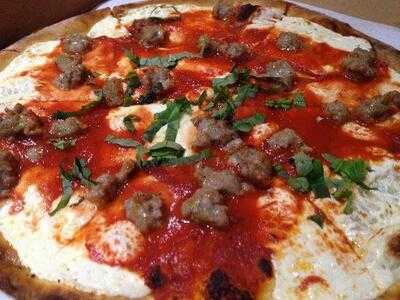 Del Ponte's Coal Fired Pizza