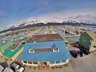 Chinooks Waterfront Restaurant