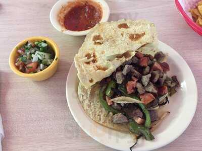 Taqueria Azteca De Oro