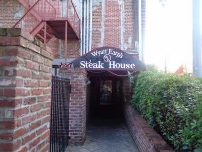 Wyatt Earp's Steak House, Covington