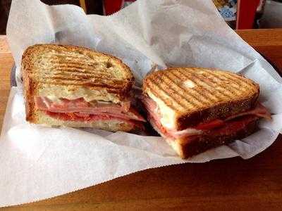 Lolo's Sub Shop, Elmwood Park