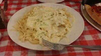 Goodfellas Italian Resturant & Bakery