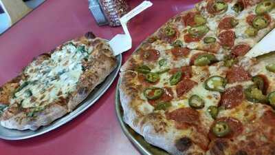Pizza Factory, Minden