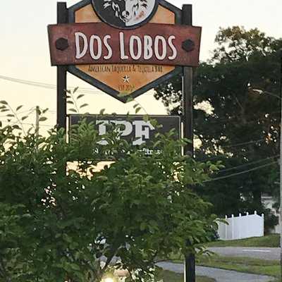 Dos Lobos American Taqueria And Tequila Bar