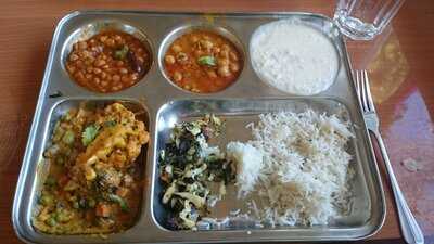 Hariom Shri Ram Restaurant, Mount Shasta