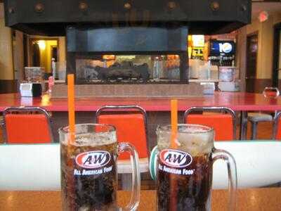 A&W Restaurant, Boonville