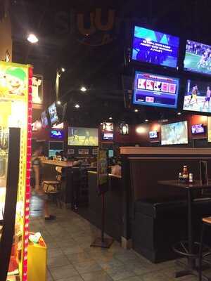 Buffalo Wild Wings Gardendale, Gardendale