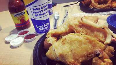 Long John Silver's