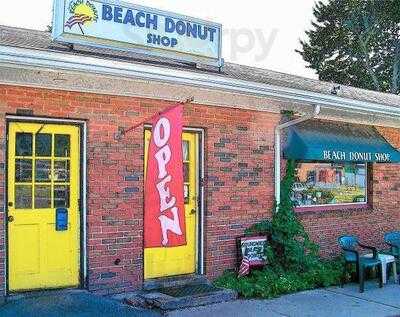 Beach Donut Shop, Clinton