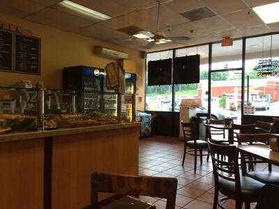 Pizza Mia, Highland