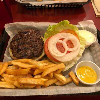 Mel's Riverside Bar & Grill