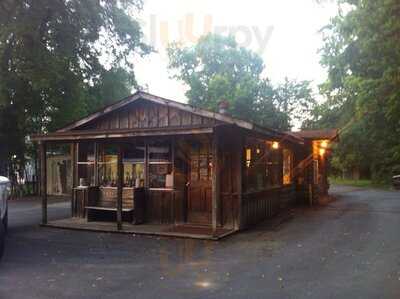 Lively’s BBQ, Cedartown