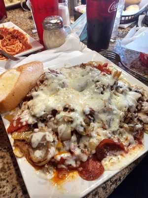 Gino's Pizza & Spaghetti House, Fayetteville