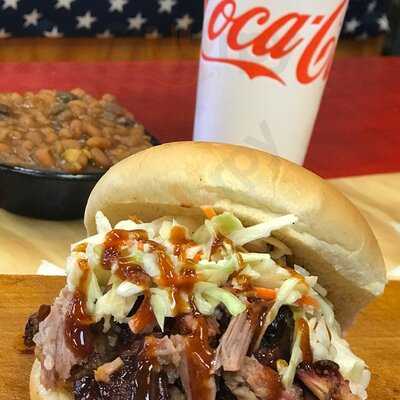 Buster's Southern Pit Bbq