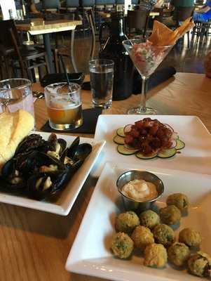 Maryn's Taphouse and Raw Bar, Jenks
