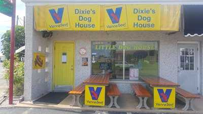 Dixie's Doghouse, Treasure Island