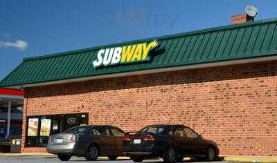 Subway, Newton