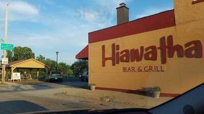 Hiawatha Bar And Grill