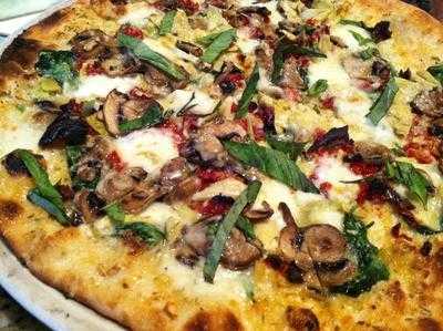 900 Degrees Neapolitan Pizzeria