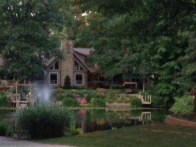 Mary Helen's Bed & Breakfast, Batesville