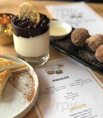 Peg & Ter's Bar & Kitchen