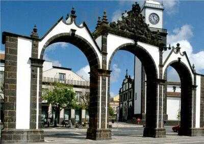 Portas DA Cidade, Westport