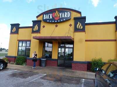 Back Yard Burgers, Batesville