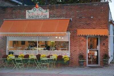 La Vie En Rose Bakery Cafe, Waldwick