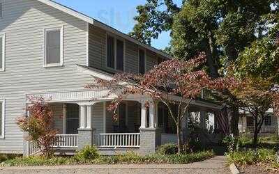 Julia's Talley House, Troutman