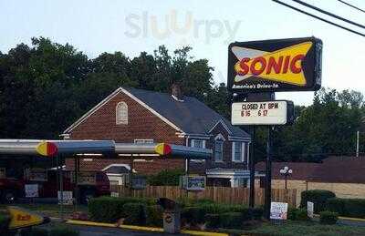 Sonic Drive-In, Camden