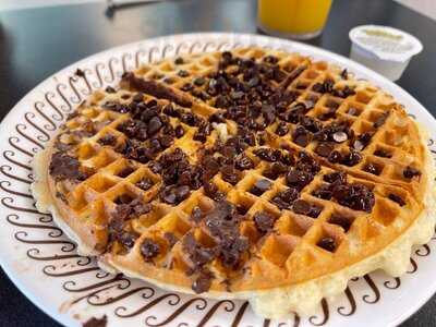 Waffle House, Byron