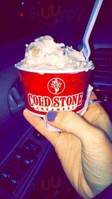 Cold Stone Creamery, Newington