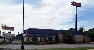 Hardee's, Benton