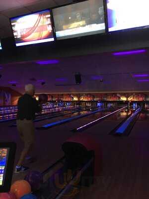 Airborne Lanes - Strike Zone Snack Bar, Fort Bragg