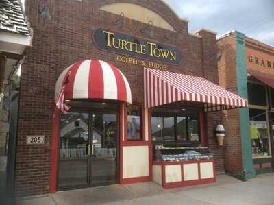 TurtleTown, Hill City