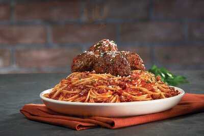 Bertucci's Italian Restaurant, Springfield - Springfield Township