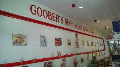 Goobers Main St Grille & Cafe