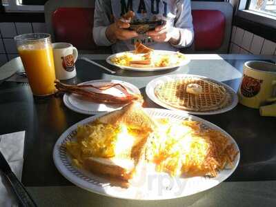 Waffle House, Alvarado