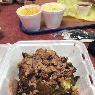 Massey's Bbq, Alvarado