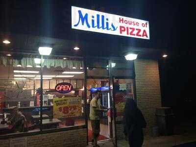 Millis House of Pizza, Millis