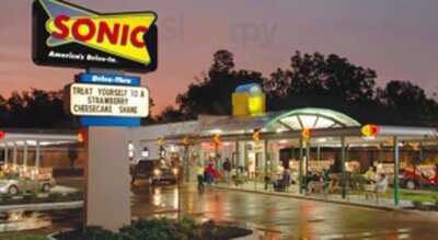 Sonic Drive-In, Sulphur