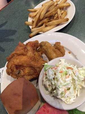 Don's Seafood & Chicken House, Pocomoke City