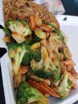 Liu's Kitchen Chinese Restaurant menu