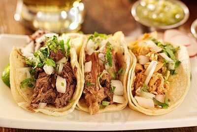 Los Compadres Mexican Tequeria