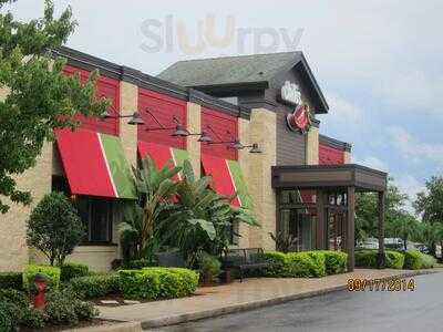 Chili's Grill & Bar, Trinity